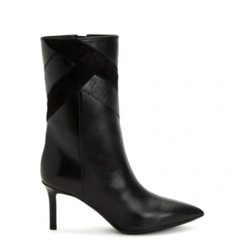 AQUATALIA NEW Never Worn
Miranda Black/black/black